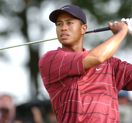 Tiger Woods biography, golf legend, Tiger Woods career, Tiger Woods achievements