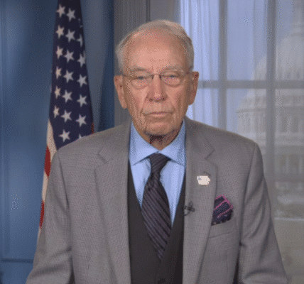 “Chuck Grassley, U.S. Senator from Iowa and current President pro tempore of the Senate, speaking at an official event.”