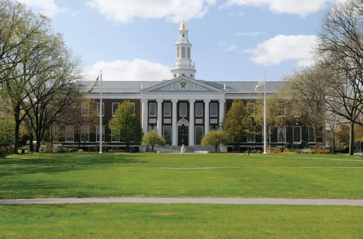 Harvard University Campus – Harvard Yard, Cambridge MA
