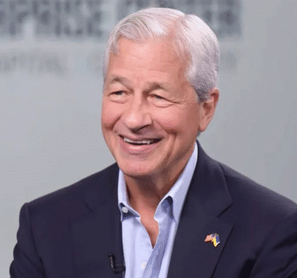 Jamie Dimon net worth and leadership journey at JPMorgan Chase